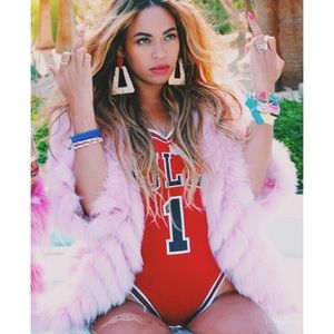 Beyonce feeling myself costume